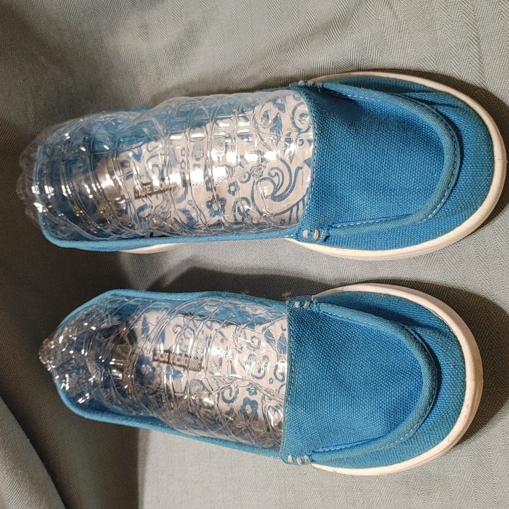 Joe Boxer Shoes